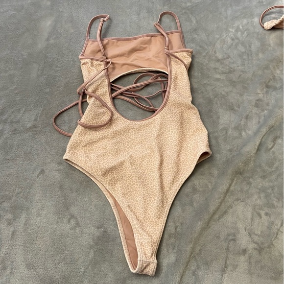 New! Frankie’s bikinis Alice Terry Wrap One Piece leopard Swimsuit 24420 - Picture 7 of 11
